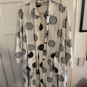 Cheyenne White and Black Polka Dot Long Shirt